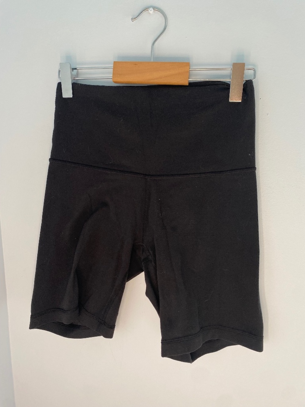 Aritzia Biker Shorts